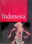 Keurs, Pieter ter & Endang Sri Hardiati - Indonesia: de ontdekking van het verleden