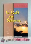 Goedhart, J. - In Licht en Schemer --- Steunpuntjes voor elke dag