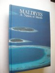 Cassio, A. fotogr. - Maldives, A Nation of Islands. (korte tekst over Male - geografie/geschiedenis etc.)