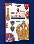 Fowler, William - Militaire kentekens. Een compacte studiegids met nieuwe indeling
