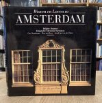 FORGEUR, BRIGITTE; FOTOS V. CHRISTIAN SARRAMON (ED - Wonen en leven in Amsterdam. Met bijdragen van Cees Nooteboom, Max van Rooy en Arend Jan van der Horst.