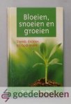Belt, Dr. H. van den - Bloeien, snoeien en groeien --- Steeds dichter bij God leven Belt, Dr. H. van den - Bloeien, snoeien en groeien --- Steeds dichter bij God leven