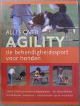 Theby, Viviane / Hares, Michaela - Alles over Agility . de behendigheidssport voor honden / Agility