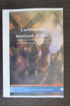 verschillende auteurs - Luchtmacht: noodzaak of luxe ? 9 essays over dit onderwerp, gebundeld.
