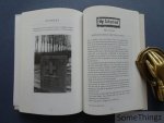 Tanghe, Omer / Van Belleghem, Doenja. - Hun stem in steen: Westvlaamse missionarisroute. Monumenten, gedenkstenen, begraafplaatsen, straatnamen en biografische gegevens van Westvlaamse Missionarissen.