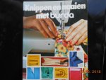 Eva Berens  &I Steenman - Knippen en naaien met burda