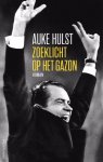 Auke Hulst - Zoeklicht op het gazon