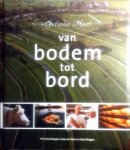 Steenbergen  , Pim . & Jaap van Dort . & Hans Ringers .  [ isbn   9789081287524 ]   inv 1816 - Van Bodem tot Bord . ( Groene Hart . ) In dit boek worden streekproducten uit het Groene Hart op een pakkende wijze verwoord en verbeeld. De weg van bodem tot bord wordt gevolgd, fraai in beeld gebracht met verhalen over landschap, cultuur en de  -