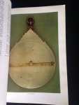 Catalogue Sotheby - Islamic Arms and Armour, Glass, Textiles, Ceramics, Woodwork and Metal Work, also Qajar Enamels Catalogue Sotheby - Islamic Arms and Armour, Glass, Textiles, Ceramics, Woodwork and Metal Work, also Qajar Enamels