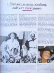 Schenk, M.G. Dra - Een eeuw vorstinnen. Honderd jaar vrouwen op de Nederlandse troon