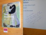 Karen Maandag-Ralph, Dawn M. Skorczewski - Sieg Maandag: Leven in de schaduw van Bergen-Belsen - Life and art in the aftermath of Bergen-Belsen [Gesigneerd]