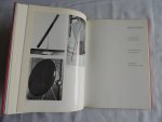Crispolti, Enrico - Marck, Jan van der - Lucio Fontana - Lucio Fontana. Essays per Jan van der Marck et Enrico Crispolti