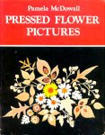  - GEDROOGDE BLOEMEN:   PRESSED FLOWER pictures: a Victorian art revived - Pamela McDowall - uitg. Lutterworth Press