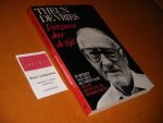 Waarsenburg, Hans van de. - Theun de Vries. Voetsporen door de Tijd. Portret van een Kunstenaar door Hans van Waarsenburg.