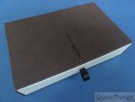 Louis Vuitton. - Original Louis Vuitton pull-out box. Louis Vuitton. - Original Louis Vuitton pull-out box.