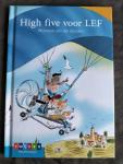 Zanden, Monique van der, Schutten, Jan Paul - High five voor LEF / De stadsvos (omkeerboek)