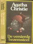 AGATHA CRISTIE is in 1890 geboren in torquay en overleden 1976 * de koningin van de misdaad * - De Versierde Bezemsteel