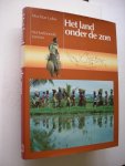 Lubis, Mochtar / Hehuat, M. en H., fotografie - Het land onder de zon. Het Indonesie van nu
