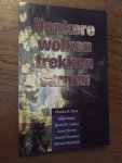 Dyer, C.H. - Donkere wolken trekken samen