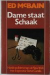 Macbain - Dame staat schaak