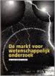 Mr. F. J . M . Zwetsloot  redactie - DE MARKT VOOR WETENSCHAPPELIJK ONDERWIJS - over commerciële overdracht van wetenschappelijk onderzoek en onderzoekers.