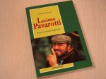 Bonvicini, Candido - Luciano  Pavarotti - Een levende legende. met  wart/wit fotoâ??s