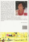 Swaving, Justine [Tekst].    Tekeningen uit  een schetsboek van Ernestine Lechner-Oosterman  tante van de schrijfster [1929] - De Urn en de Noot Leven in twee  Werelden