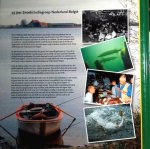 Eggers , Jan . - 25 Jaar Snoekstudiegroep Nederland-Belgie. ( Rijkelijk geillustreerd met foto's van clubleden , wedstrijden  en vangsten  . )