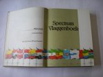 Smith, Whitney Sierksma, K. vert. - Spectrum vlaggenboek. (Flags through the Ages)
