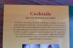 Süss, Helmut. (vertaling Wiesje Lok). - Cocktails met en zonder alcohol.