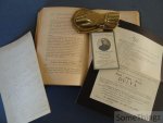 van Becelaere, A. - Geschiedenis van Onze Lieve Vrouw van Viven: heerlijkheid, kapel, wonderbeeld, proostdie, kerk, pastorie, kloosters, parochie.