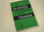 Straelen S.V.D., H.J.J.M. va - De niet-christelijke Godsdiensten en het Christendom