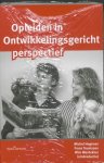 M. Hogenes, F. Teunissen, W. Wardekker - Opleiden in ontwikkelingsgericht perspectief