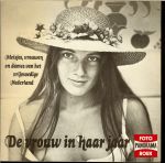 Uitvlucht, Martin .. een jaar lang actie - De vrouw in haar jaar, meisjes, vrouwen en dames van het vrijmoedige Nederland, wat veranderde en wat bleef: het jaar van de vrouw 1975 in Nederland, een fotoboek van Panorama