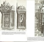 Hana, W.F.J.  Met 125 zwart  wit foto's  en  2 kleuren - Klokkenkijkboek