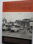 Bock, R.F. de - 04 TRAMS EN TRAMLIJNEN; - van 1 tot 37 - Korte geschiedenis van 50 Haagse tramlijnen (HTM)