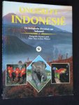 Whitten, T.& J., fotografie G.Cubitt - Ongerept Indonesie, De biologische diversiteit van Indonesie Whitten, T.& J., fotografie G.Cubitt - Ongerept Indonesie, De biologische diversiteit van Indonesie