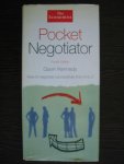Kennedy, Gavin - Pocket Negotiator. How to negociate successfully from A to Z.