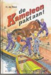 Roos, H. de - De kameleon pakt aan (UKA)