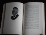 Maier, H.J.M. & A.Teeuw samenstelling - Honderd jaar studie van Indonesie 1850-1950, levensbeschrijvingen van twaalf Nederlandse onderzoekers Maier, H.J.M. & A.Teeuw samenstelling - Honderd jaar studie van Indonesie 1850-1950, levensbeschrijvingen van twaalf Nederlandse onderzoekers