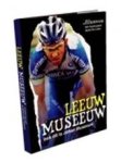 Dirk Nachtergaele, Stefan van Laere, Guy Crasset - Leeuw Museeuw ook dit is Johan Museeuw