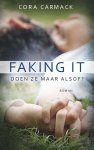 Cora Carmack - Faking it