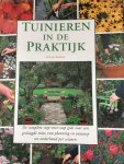 MacHoy, P. - Tuinieren in de praktijk.