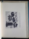Fabrieksfolder - Fairchild Military Night Aerial Photographic Apparatus Fabrieksfolder - Fairchild Military Night Aerial Photographic Apparatus