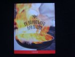 ARTS, LEANNE / VAN LAARHOVEN, PATRICIA ( Eindredactie ). - DE BRANDWEER AAN DE KOOK , (Kookboek met gerechten van brandweermensen uit alle regio's ).