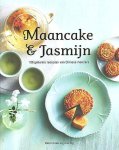 Lam , Maria . & Julie Ng . [ ISBN 9789082470147 ] 2219 - Maancake & Jasmijn . ( 100 Geheime recepten van Chinese moeders . )  Wat is het geheim van een heerlijke noedelsoep? Wanneer eet je Chinese maancakes? Welke verschillende dumplings zijn er en hoe vouw je ze? Wat is het lievelingsgerecht van -
