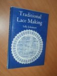 Johanson, Sally - Traditional lace making (kantklossen)