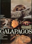 Rensenbrink, Han (tekst) en Kees en Mariska Scherer. (fotografie)  een boek om in te grasduinen want hij is Rijk geillustreerd - Galapagos. Eilanden van de betovering.