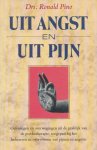 Pino, - Uit angst en uit pijn, ( oefeningen en overwegingenuit de praktijk van de psychotherapie, toegepast bij het behhersen en overwinnen van pijnen en angsten) Pino, - Uit angst en uit pijn, ( oefeningen en overwegingenuit de praktijk van de psychotherapie, toegepast bij het behhersen en overwinnen van pijnen en angsten)