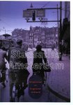 BAKKER, MARTHA. - Stadsatlas Amsterdam. Straatnamen en brugnamen verklaard.